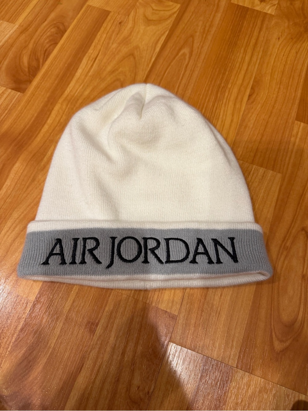 Jordan Men’s White Beanie with Gray Cuff